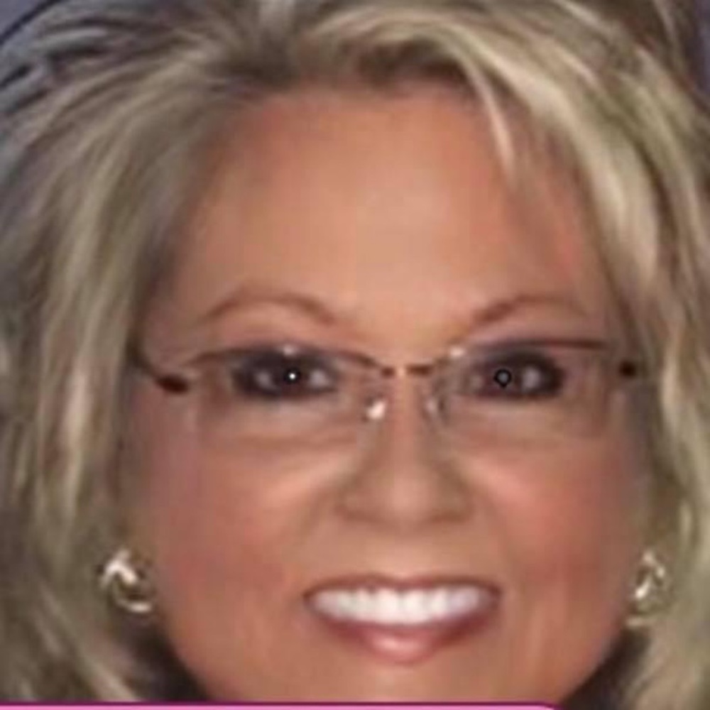 Meet your Posher, Joann